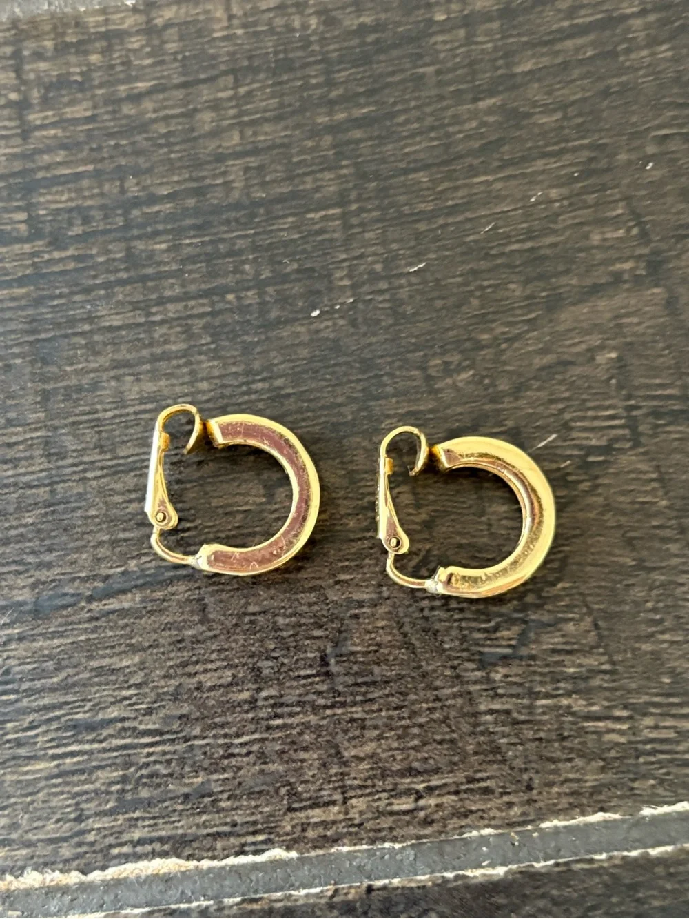 Dior gold tone